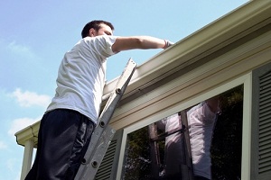 Thorough Bonney Lake gutter cleaning in WA near 98391